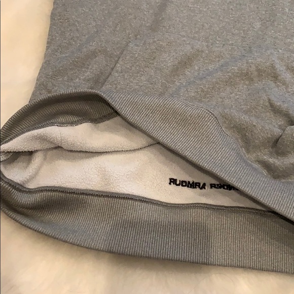 Under Armour Sweatshirt - Picture 3 of 4